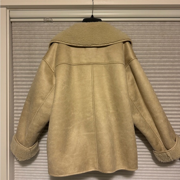 Zara Coat - side medium! Like new/ only worn once - Picture 6 of 7